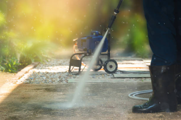 Best Driveway Pressure Washing  in Stratford, TX
